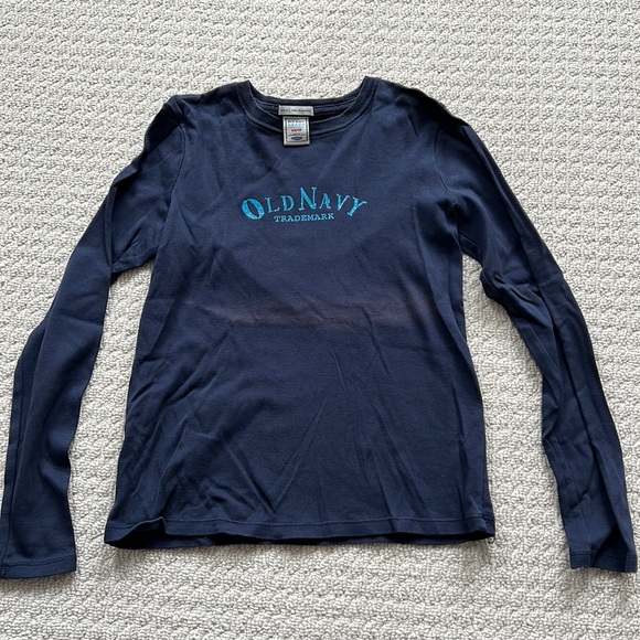 Old Navy long sleeve shirt, size XS - Picture 1 of 4